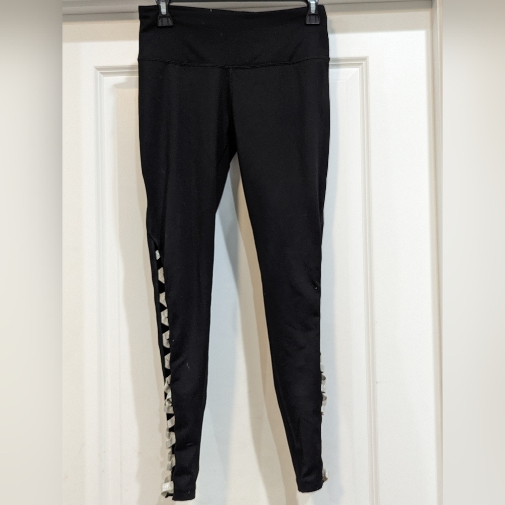 Victoria Sport black athletic gear - Picture 3 of 5
